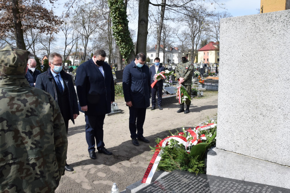 Oddali hołd pomordowanym na Wschodzie [ZDJĘCIA]