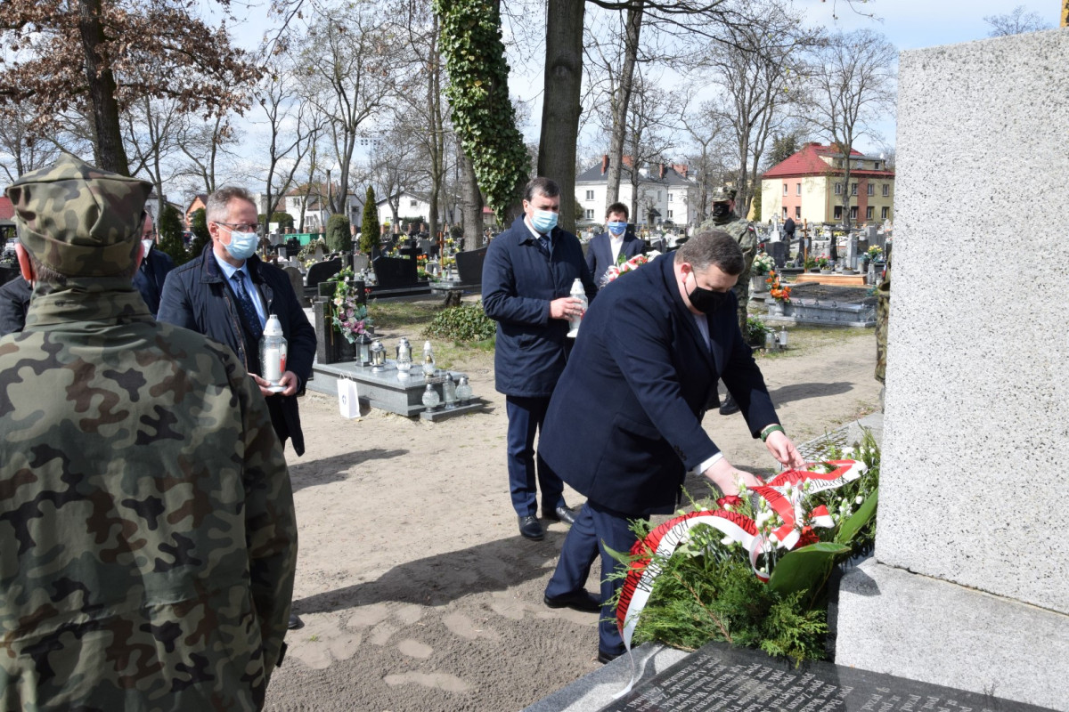 Oddali hołd pomordowanym na Wschodzie [ZDJĘCIA]