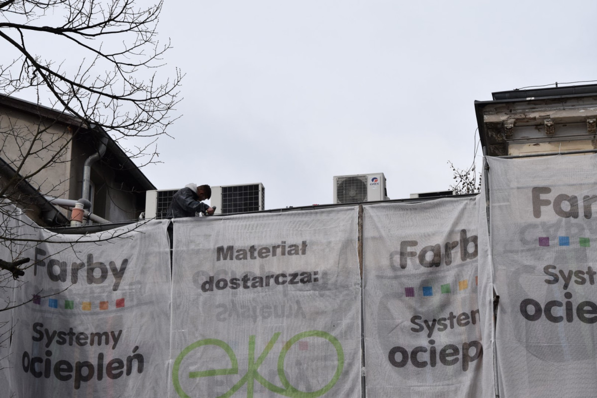 Postępy przy remoncie Urzędu Miasta i Starostwa Powiatowego [ZDJĘCIA]