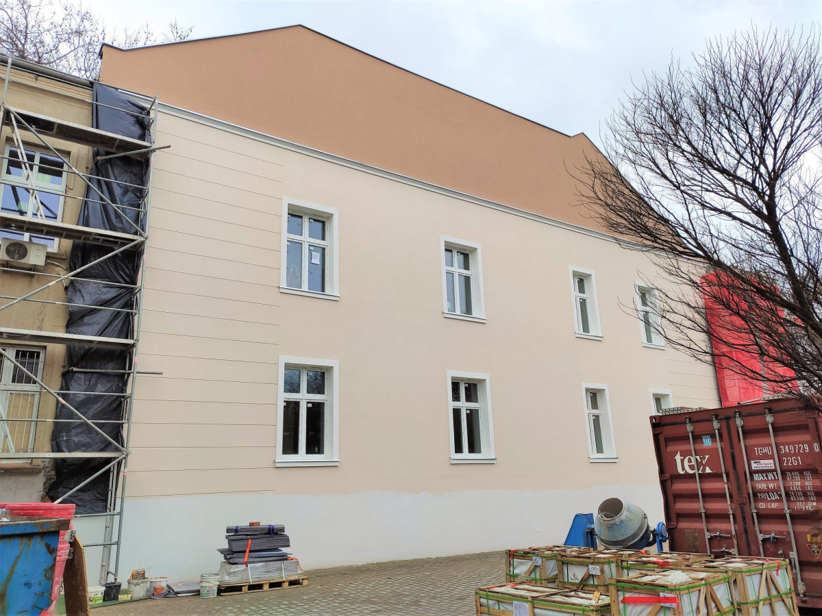 Postępy przy remoncie Urzędu Miasta i Starostwa Powiatowego [ZDJĘCIA]