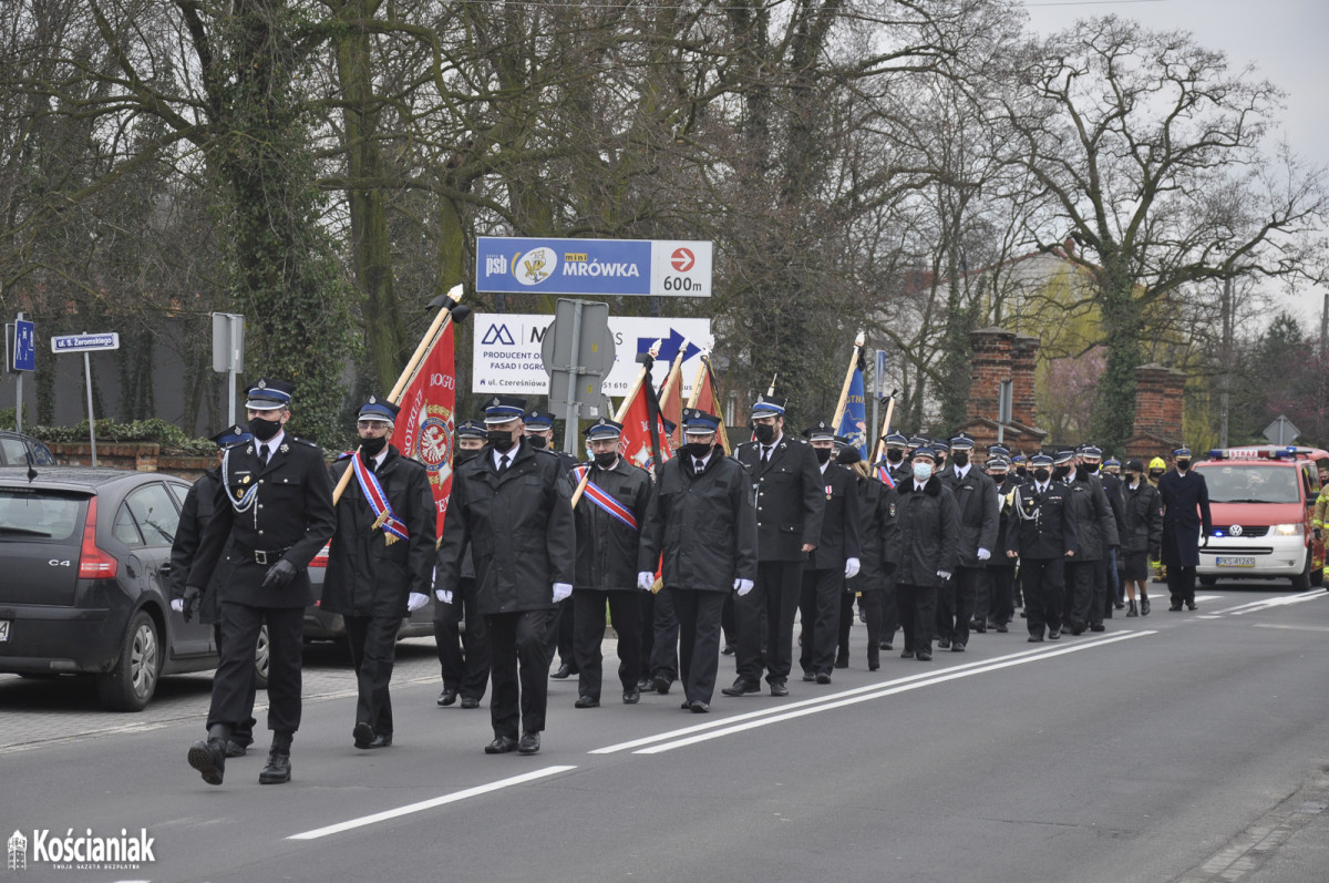 Strażacy asystowali w ostatnim pożegnaniu Łukasza Stuckiego