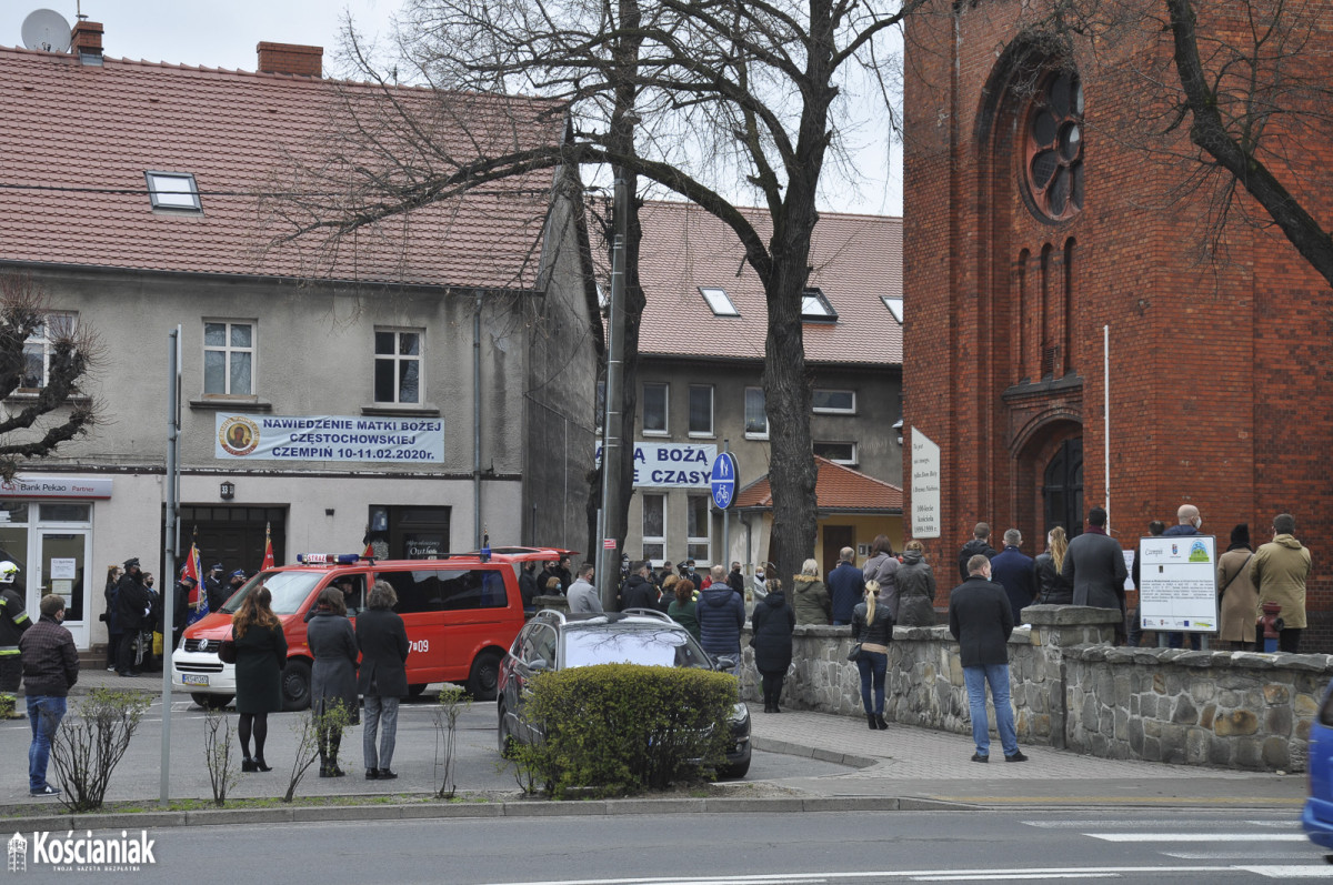 Strażacy asystowali w ostatnim pożegnaniu Łukasza Stuckiego