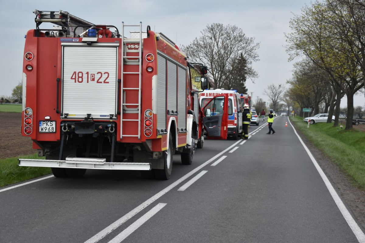 Kierowca zginął na miejscu [ZDJĘCIA]