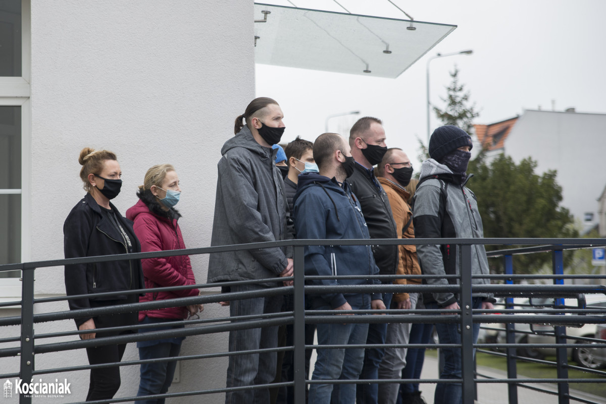 Policjanci w Kościanie w hołdzie zastrzelonemu koledze [ZDJĘCIA, FILM]