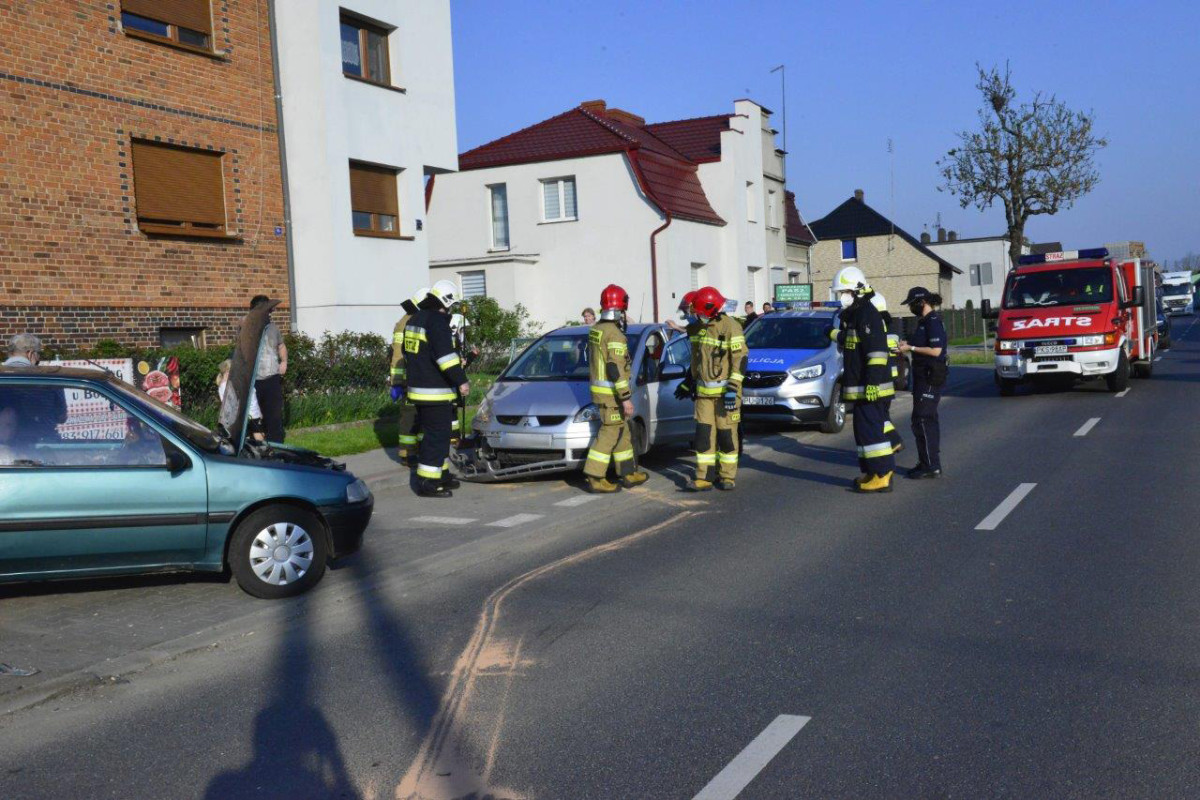 Zderzenie dwóch samochodów w Czaczu [ZDJĘCIA]