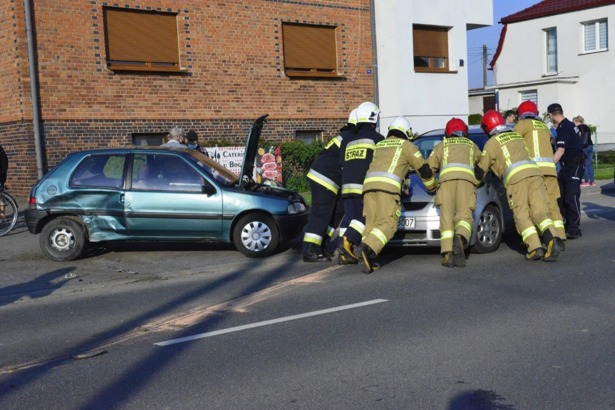 Zderzenie dwóch samochodów w Czaczu [ZDJĘCIA]