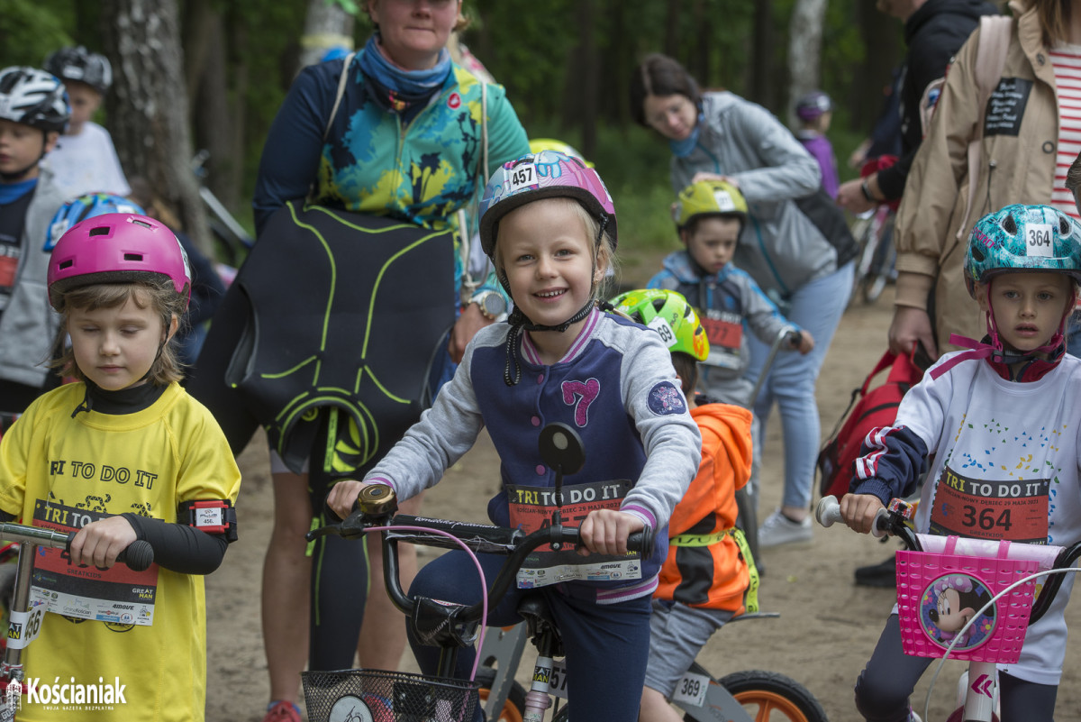 Triathlon 2021 w Nowym Dębcu [ZDJĘCIA]