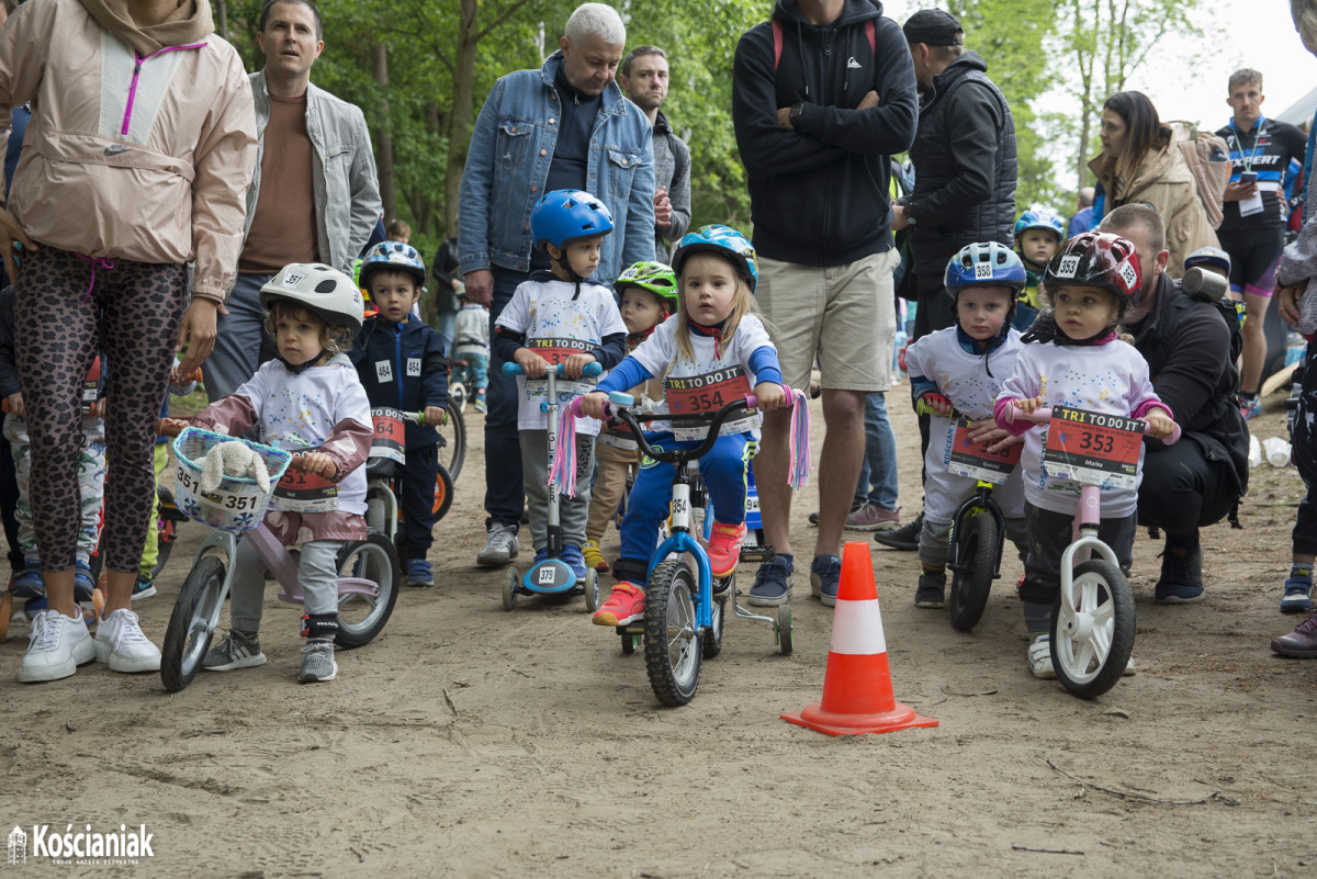 Triathlon 2021 w Nowym Dębcu [ZDJĘCIA]