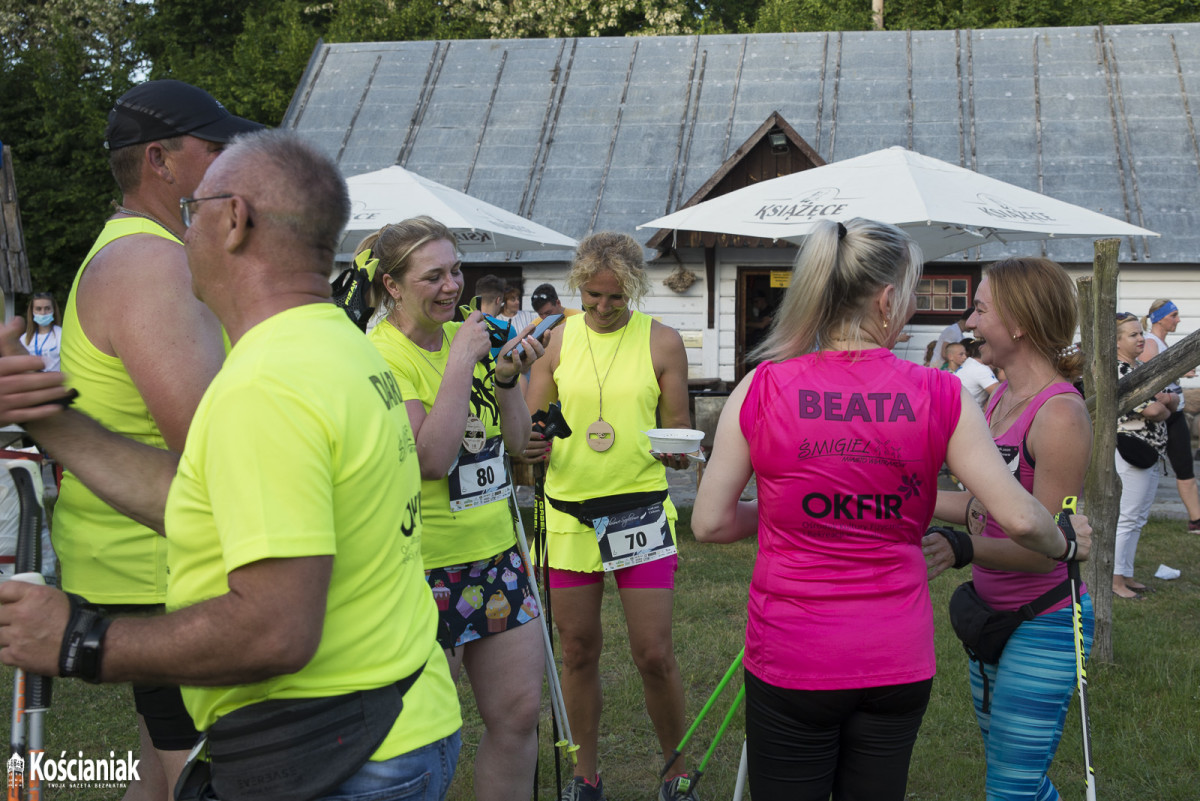 Bieg Filmowe Soplicowo na inaugurację triathlonu [ZDJĘCIA]