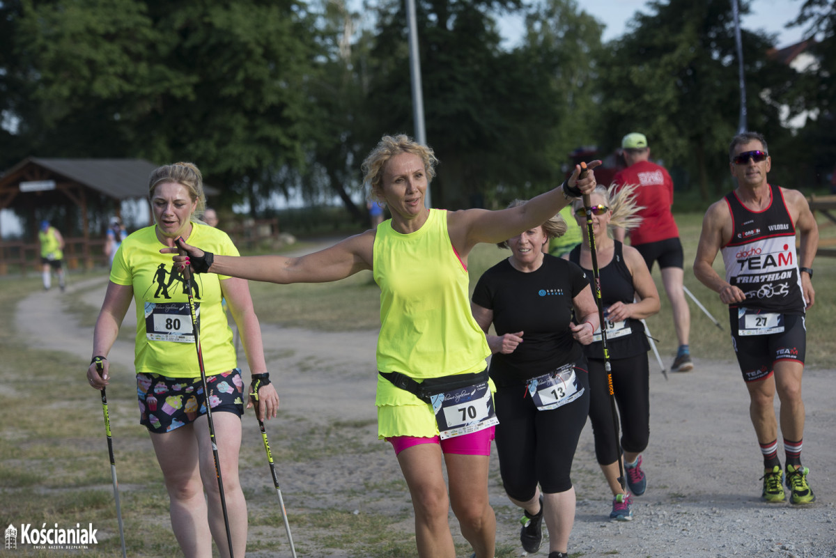 Bieg Filmowe Soplicowo na inaugurację triathlonu [ZDJĘCIA]