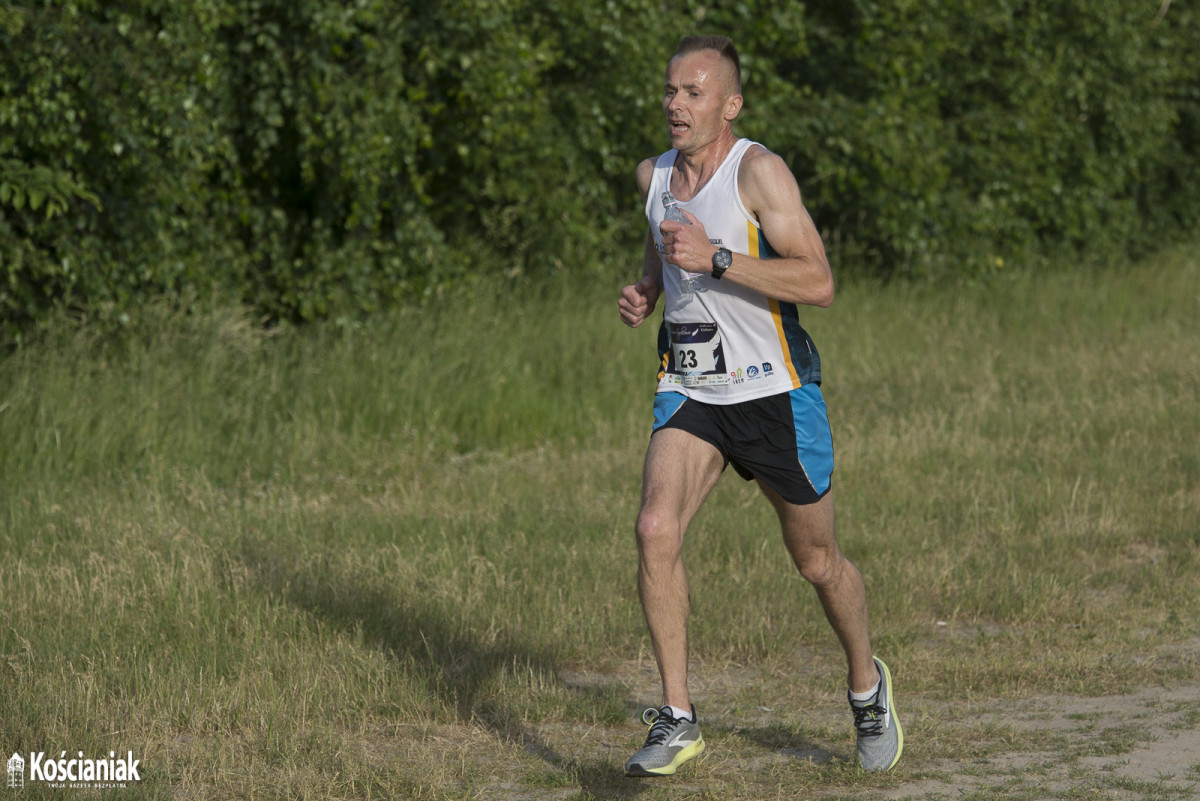 Bieg Filmowe Soplicowo na inaugurację triathlonu [ZDJĘCIA]