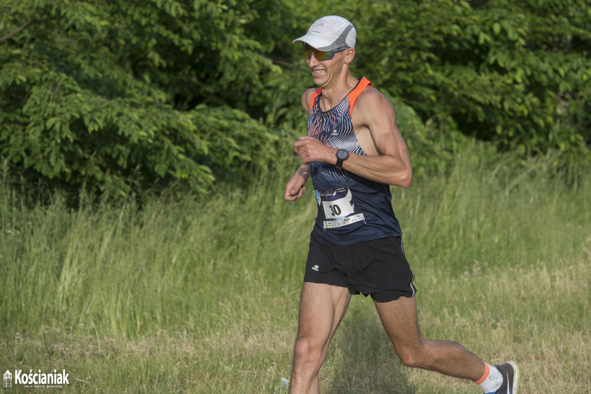 Bieg Filmowe Soplicowo na inaugurację triathlonu [ZDJĘCIA]