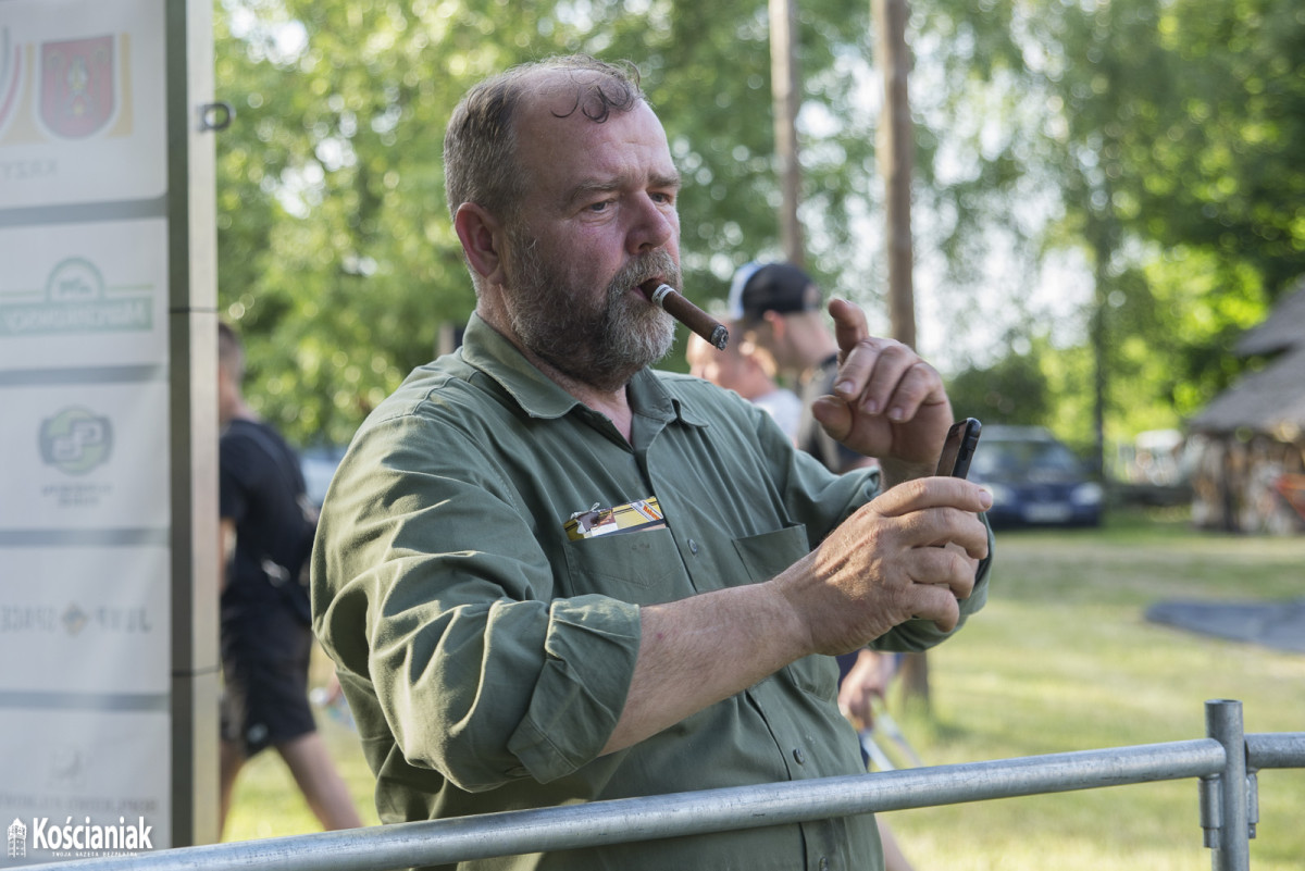 Bieg Filmowe Soplicowo na inaugurację triathlonu [ZDJĘCIA]