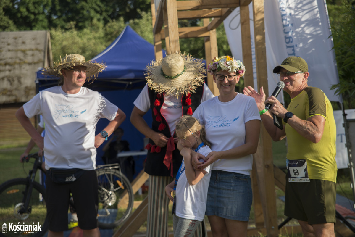 Bieg Filmowe Soplicowo na inaugurację triathlonu [ZDJĘCIA]