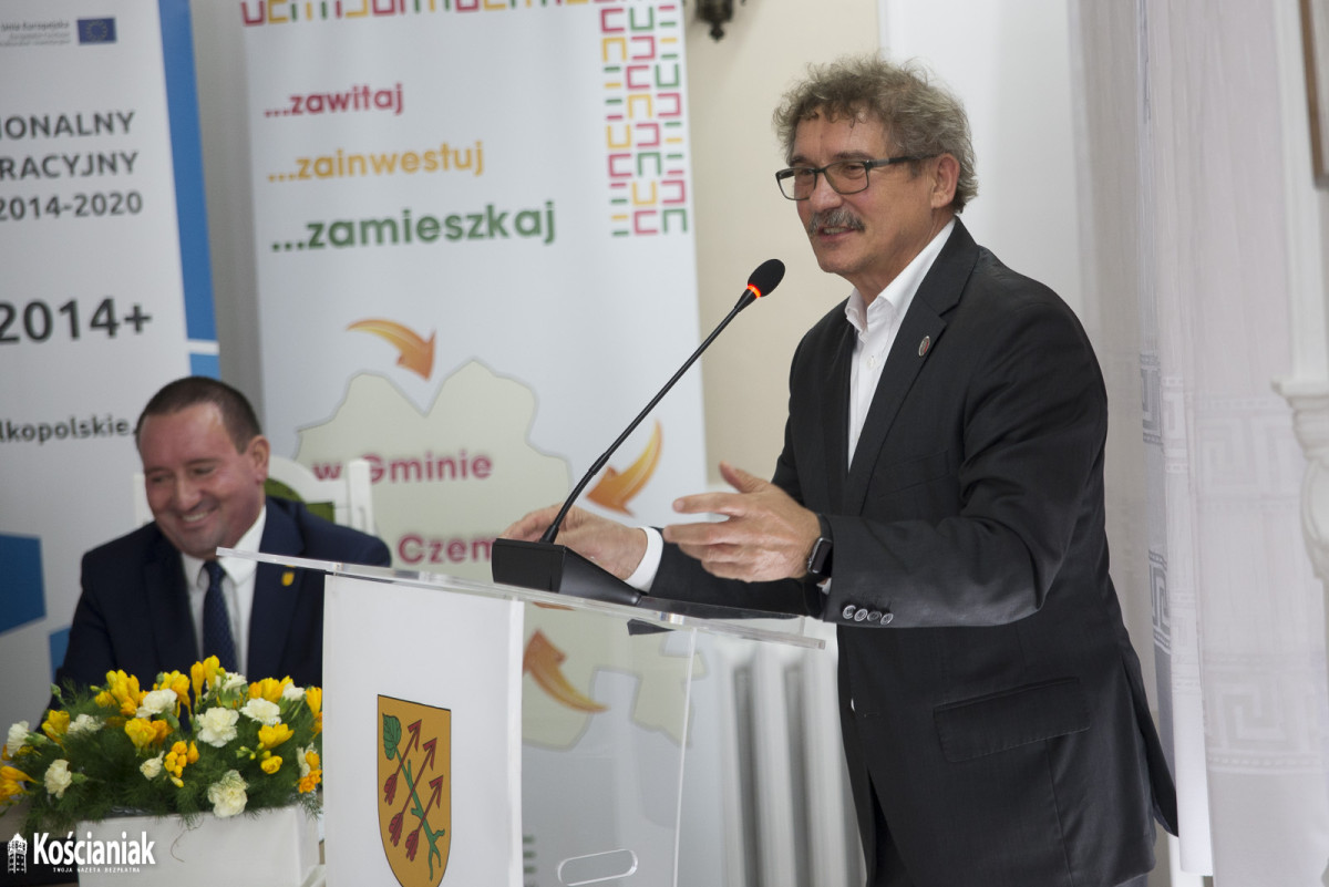Czempiń: umowa z marszałkiem na budowę ścieżek rowerowych