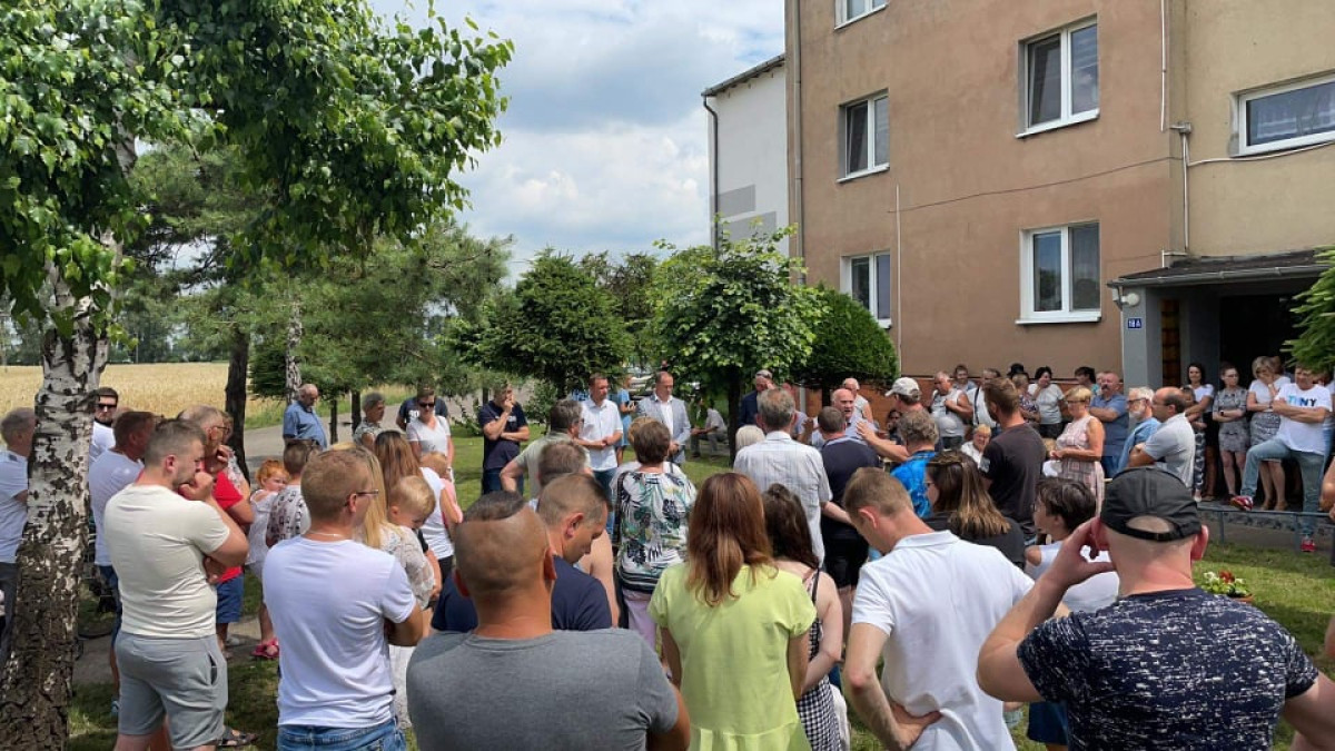 Nagrywają programy TV o pożarach w Przysiece [ZDJĘCIA]