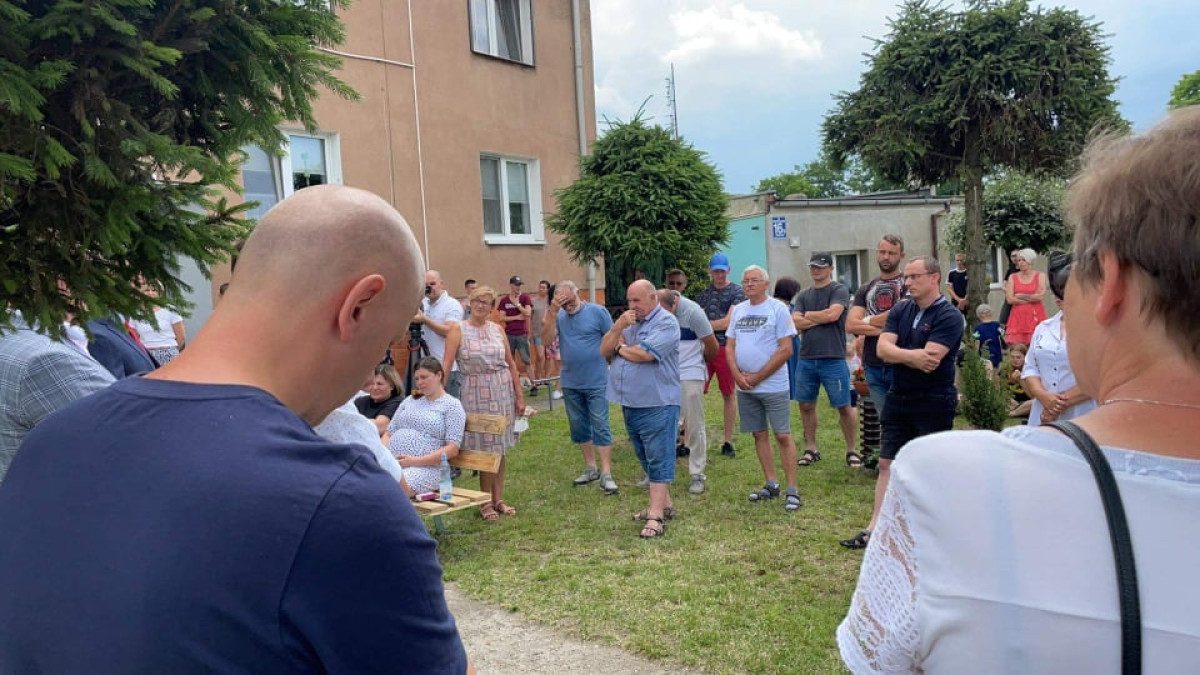 Nagrywają programy TV o pożarach w Przysiece [ZDJĘCIA]