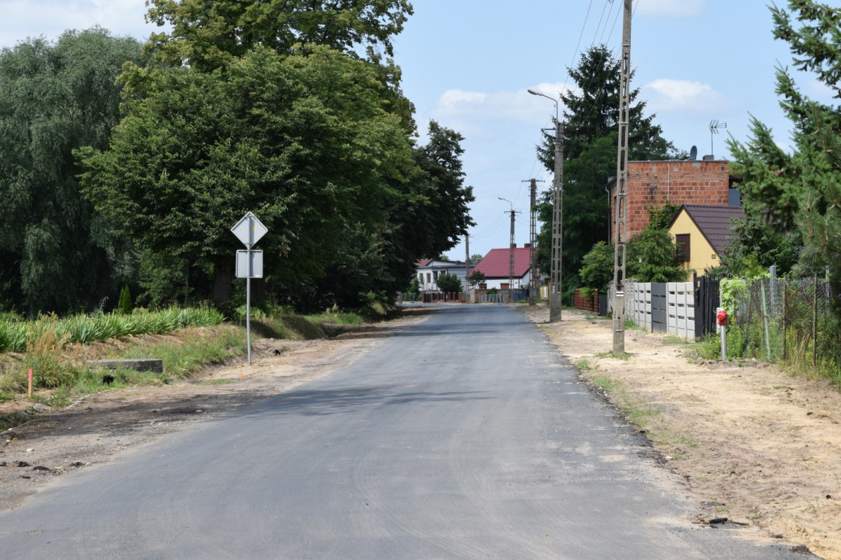 Rozpoczęto remont drogi Kokorzyn - Szczodrowo