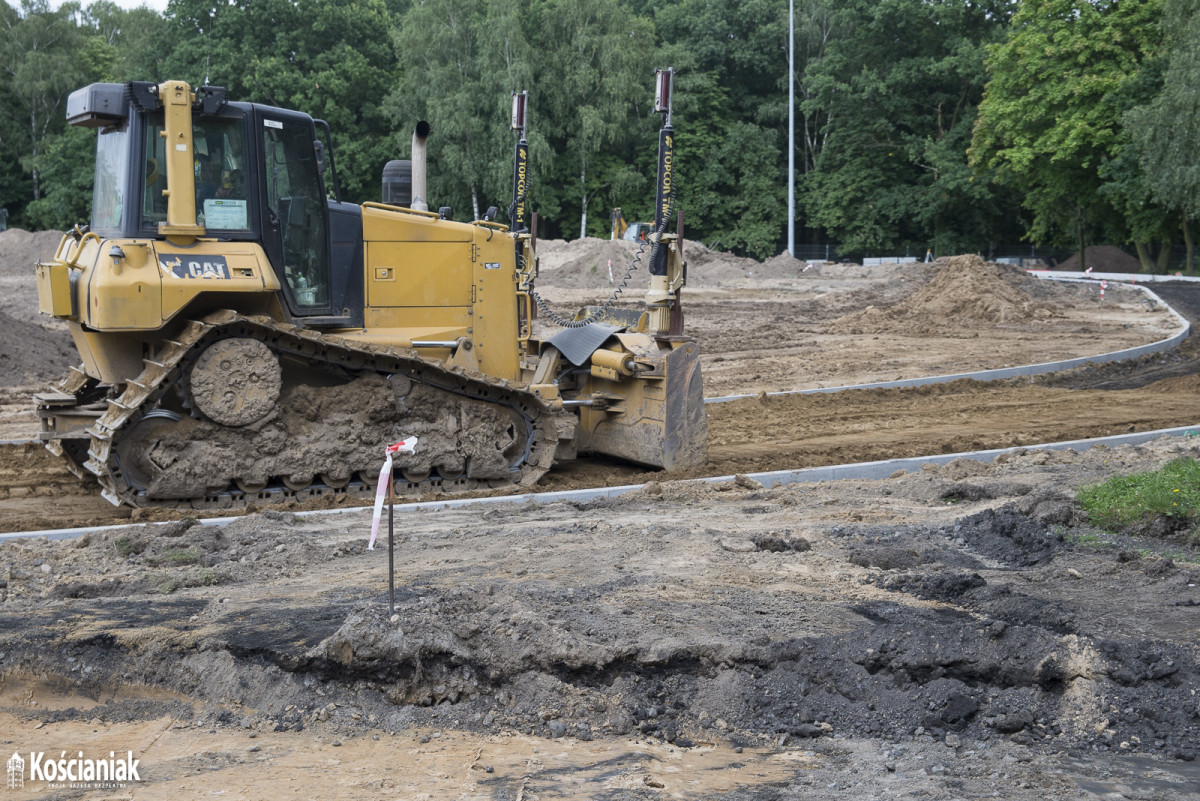 Umowa na dofinansowanie bieżni na stadionie w Śmiglu