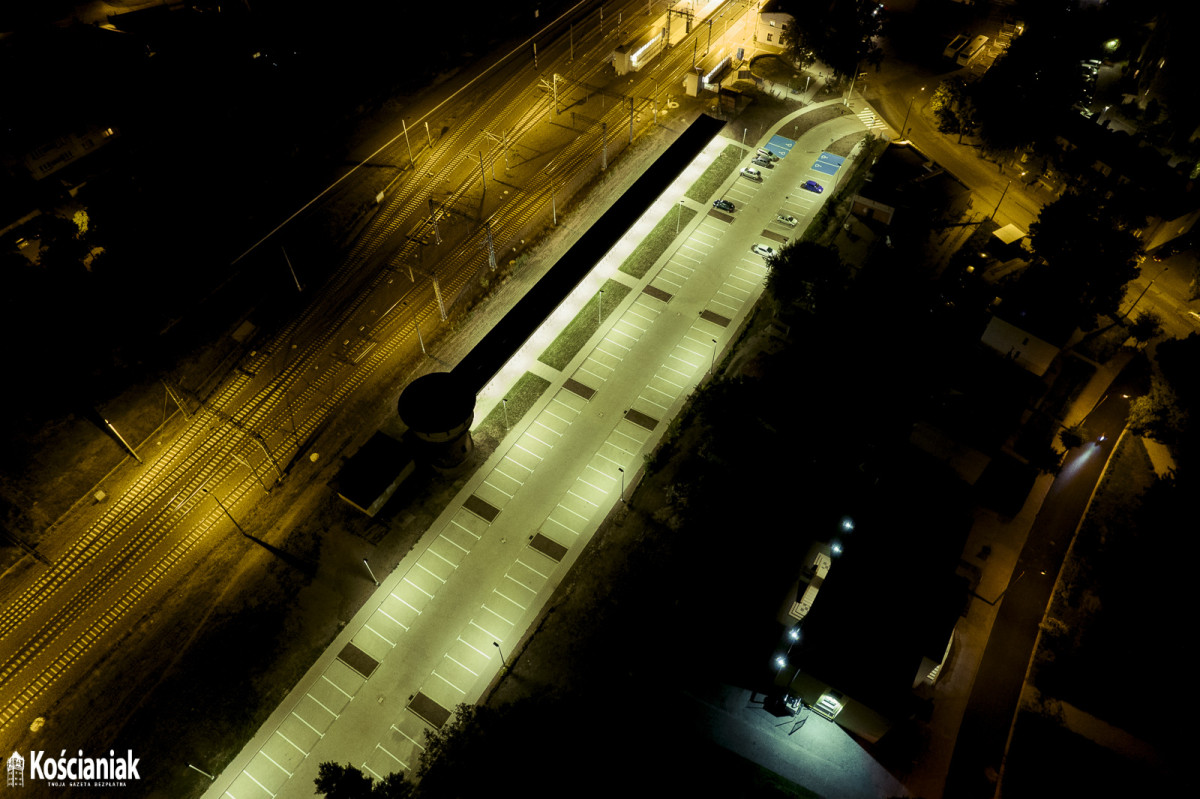 Parking przy dworcu otwarty od piątku [ZDJĘCIA]