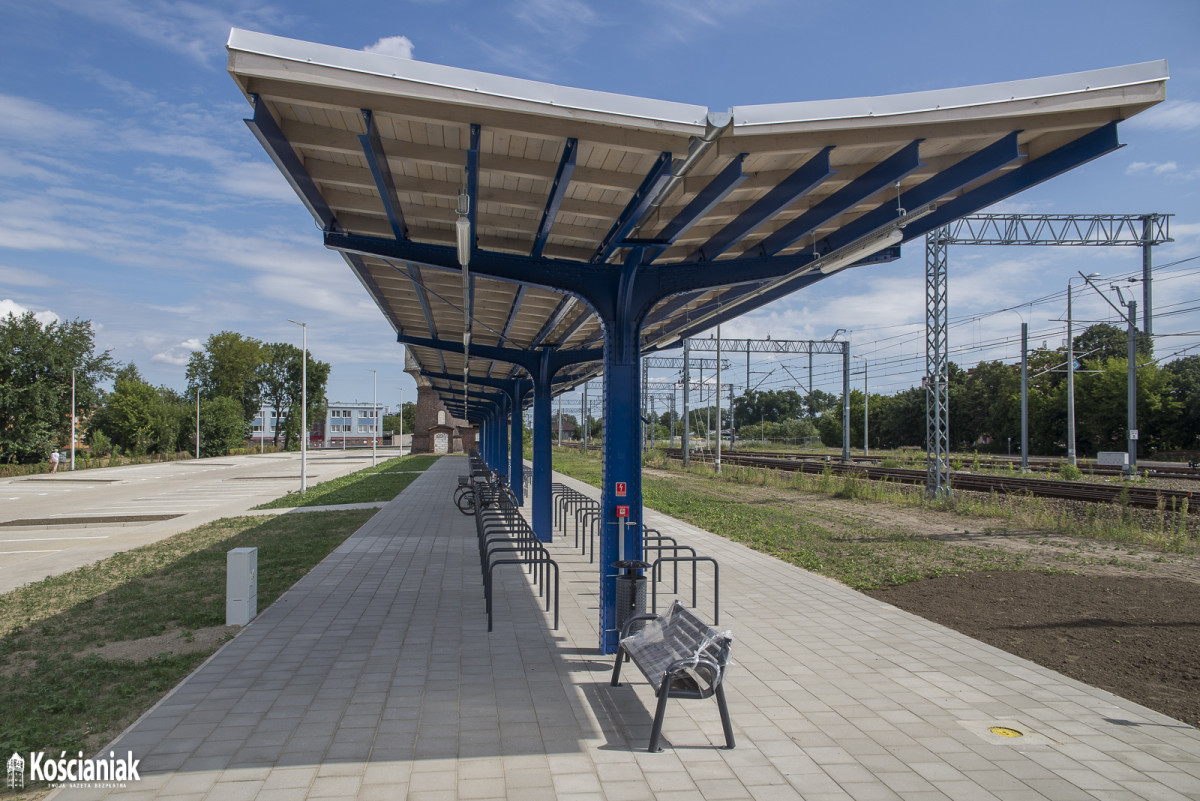 Parking przy dworcu otwarty od piątku [ZDJĘCIA]