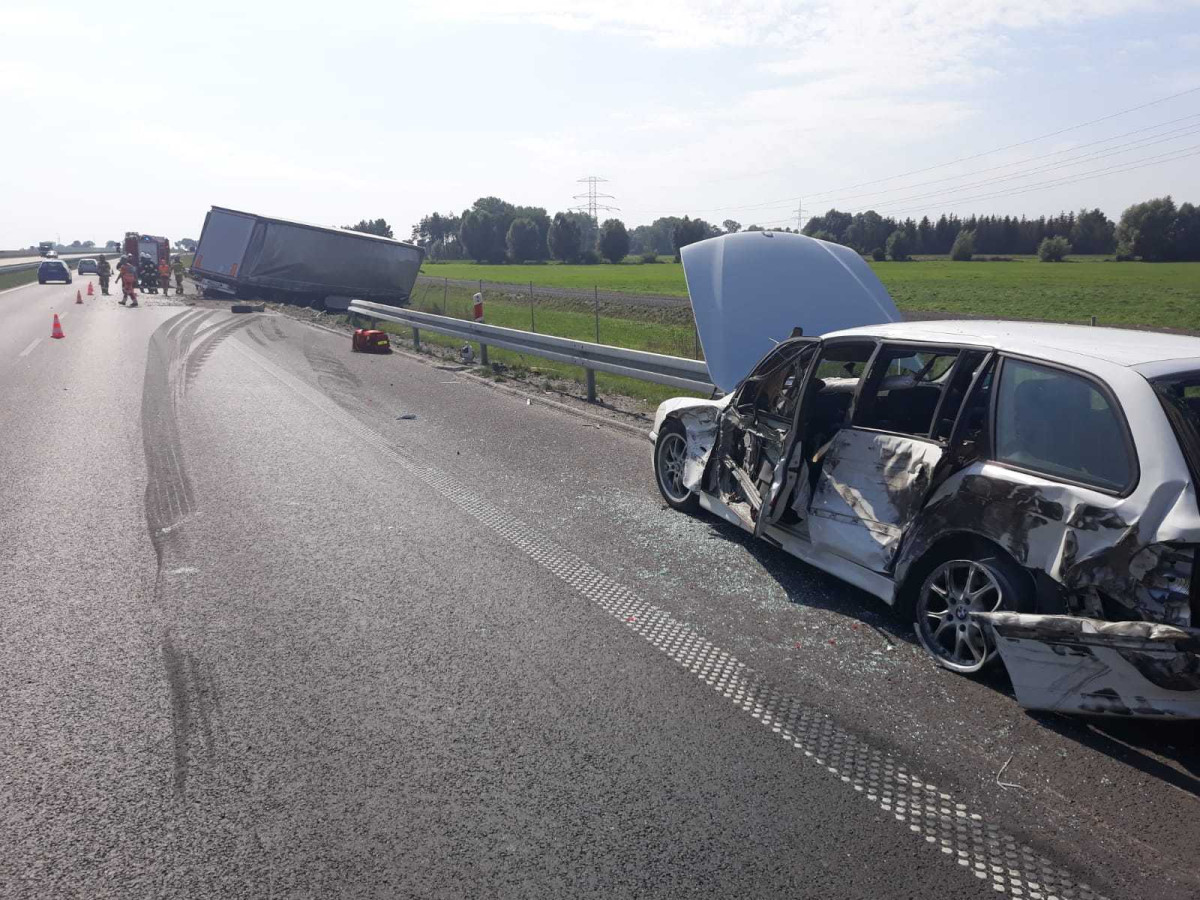 Wjechał ciężarówką w inny pojazd na S5 [ZDJĘCIA]
