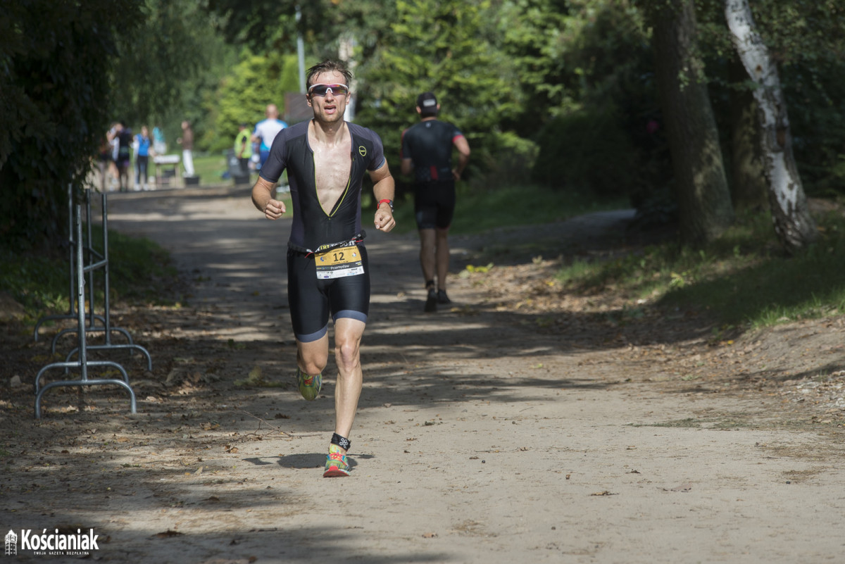 Triathlon na zakończenie sezonu w Nowym Dębcu [ZDJĘCIA]