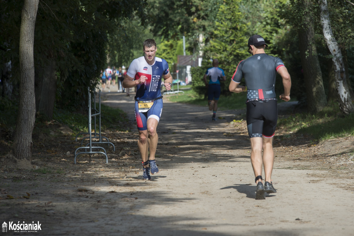 Triathlon na zakończenie sezonu w Nowym Dębcu [ZDJĘCIA]