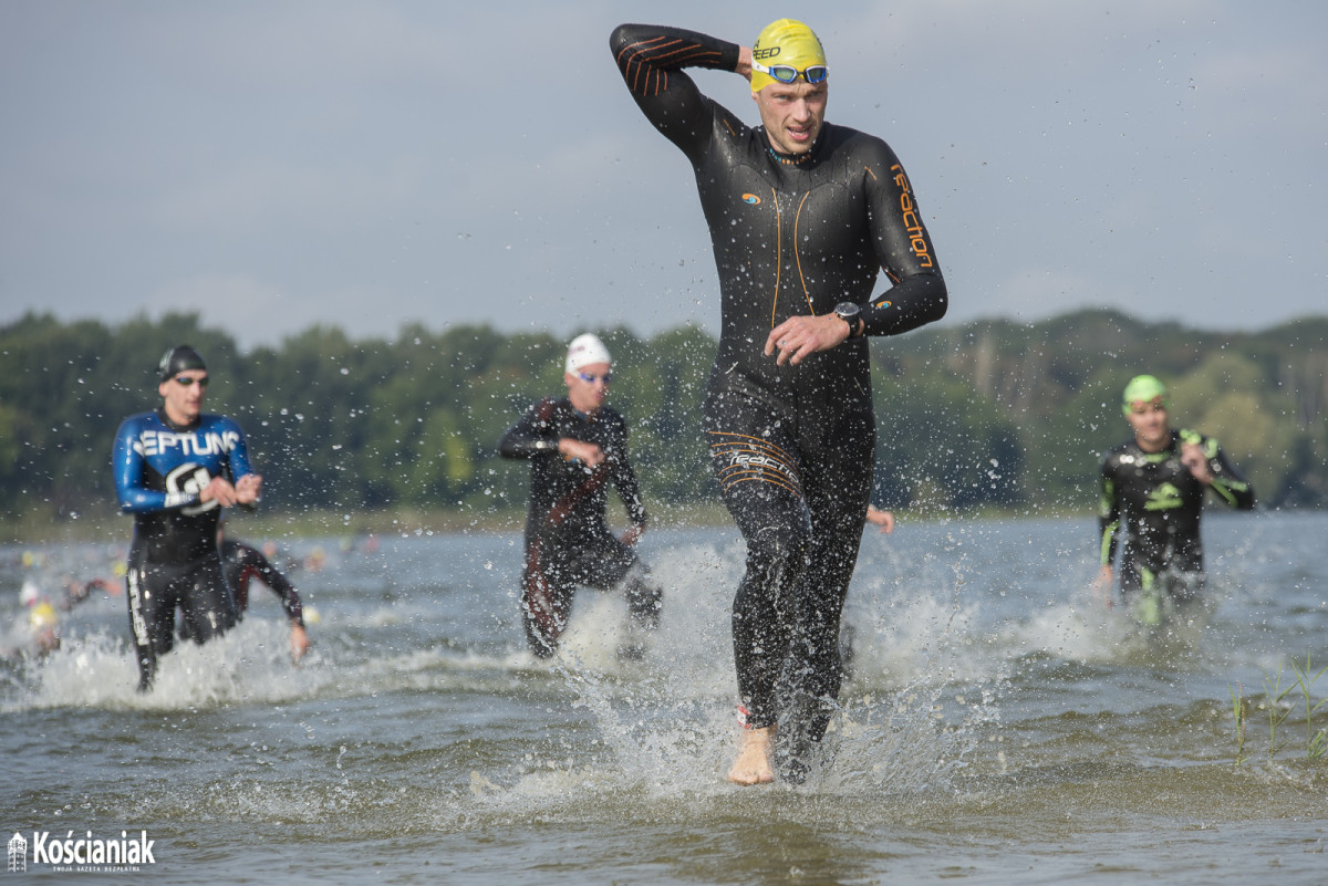 Triathlon na zakończenie sezonu w Nowym Dębcu [ZDJĘCIA]