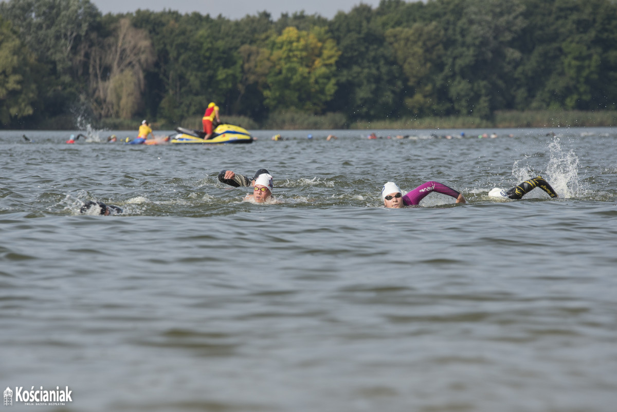 Triathlon na zakończenie sezonu w Nowym Dębcu [ZDJĘCIA]