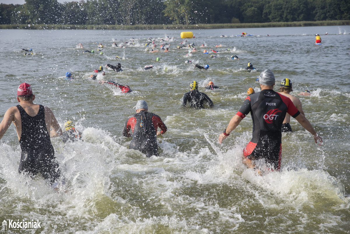 Triathlon na zakończenie sezonu w Nowym Dębcu [ZDJĘCIA]