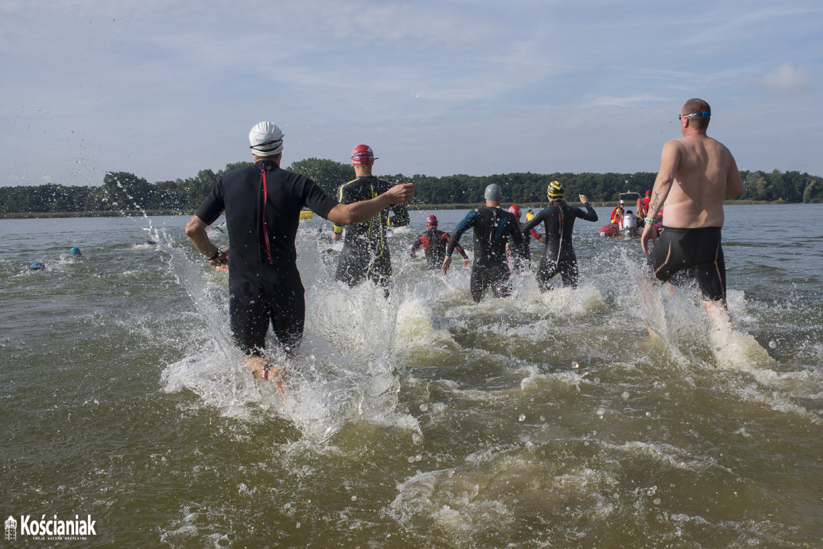 Triathlon na zakończenie sezonu w Nowym Dębcu [ZDJĘCIA]