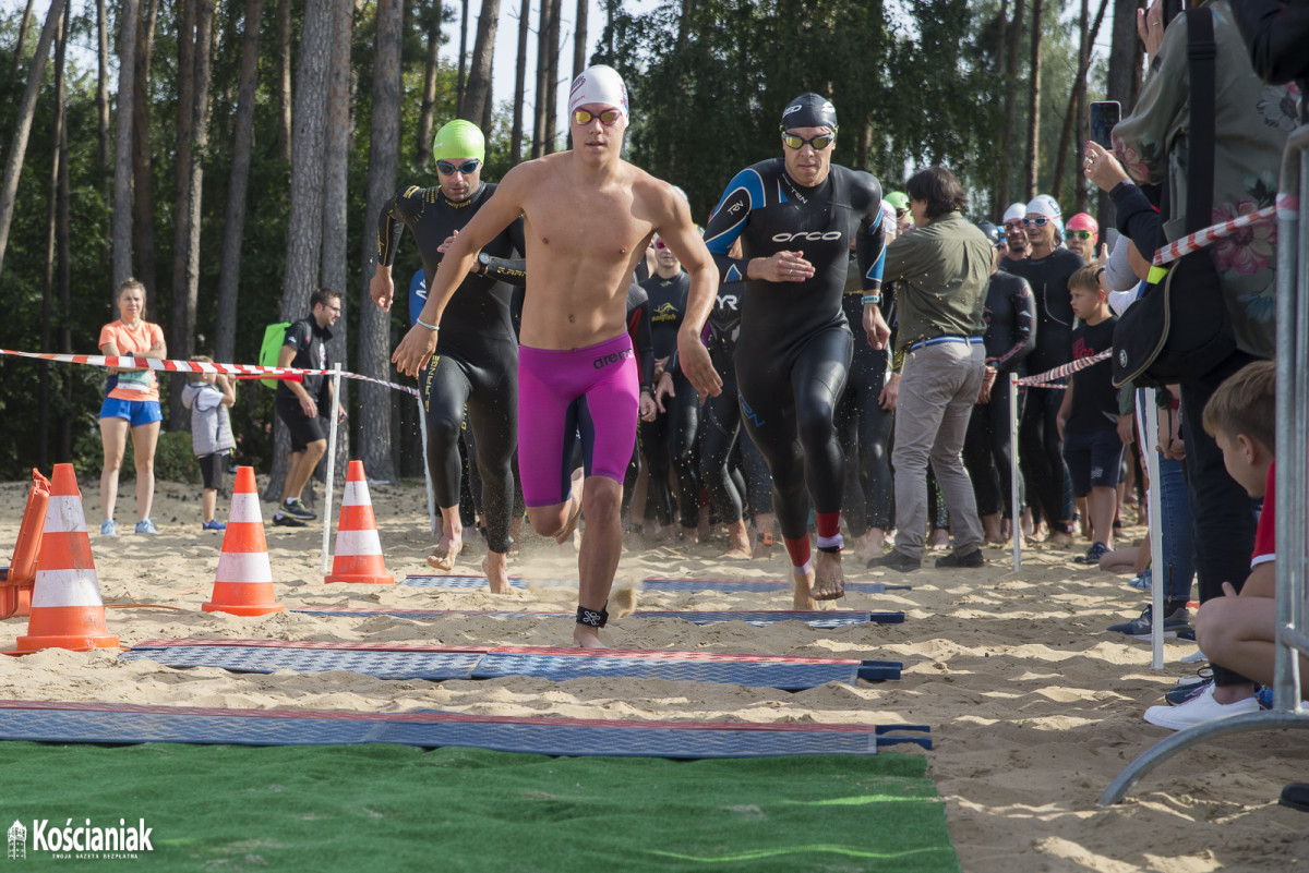 Triathlon na zakończenie sezonu w Nowym Dębcu [ZDJĘCIA]