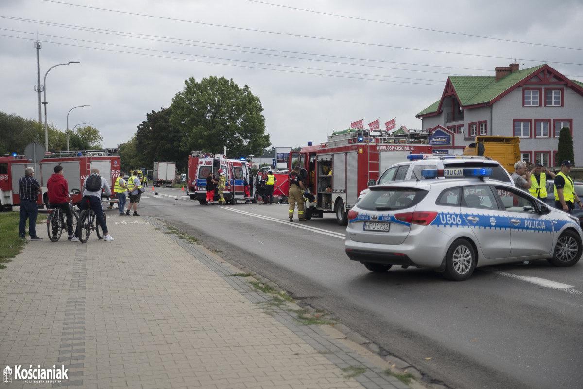 Wypadek na Gostyńskiej. Nie żyje motocyklista [ZDJĘCIA]