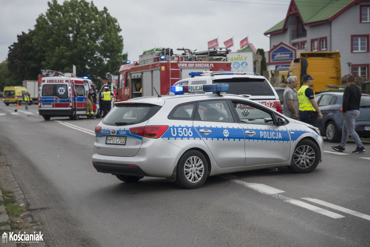 Wypadek na Gostyńskiej. Nie żyje motocyklista [ZDJĘCIA]
