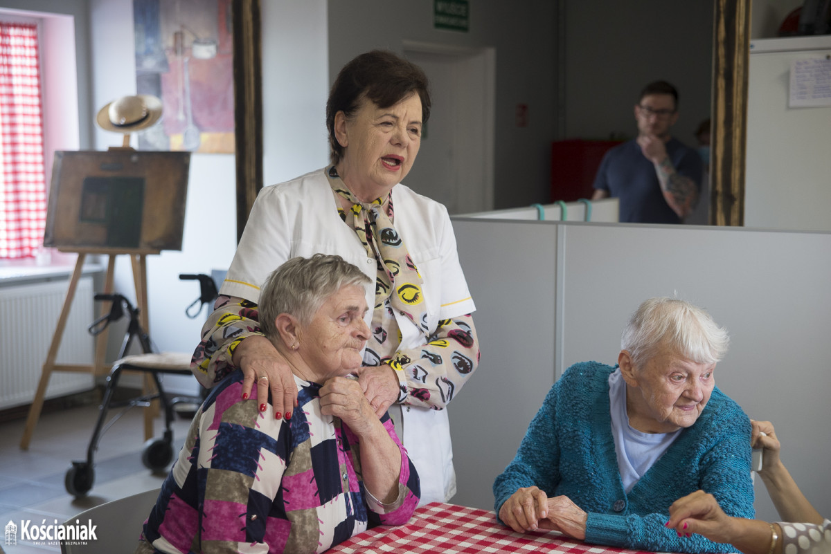 Kreatywne warsztaty dla seniorów w BUNI [ZDJĘCIA]