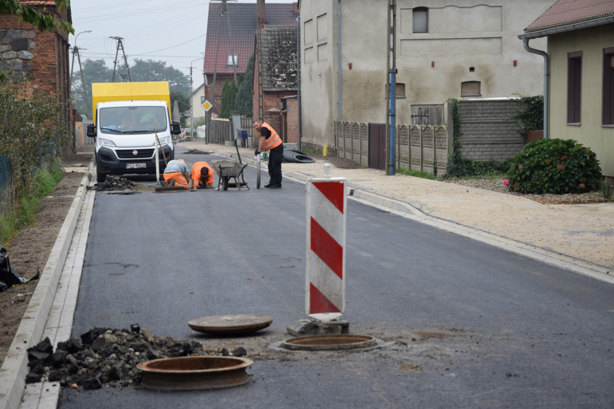 Droga z Nietążkowa do Starego Bojanowa [ZDJĘCIA]