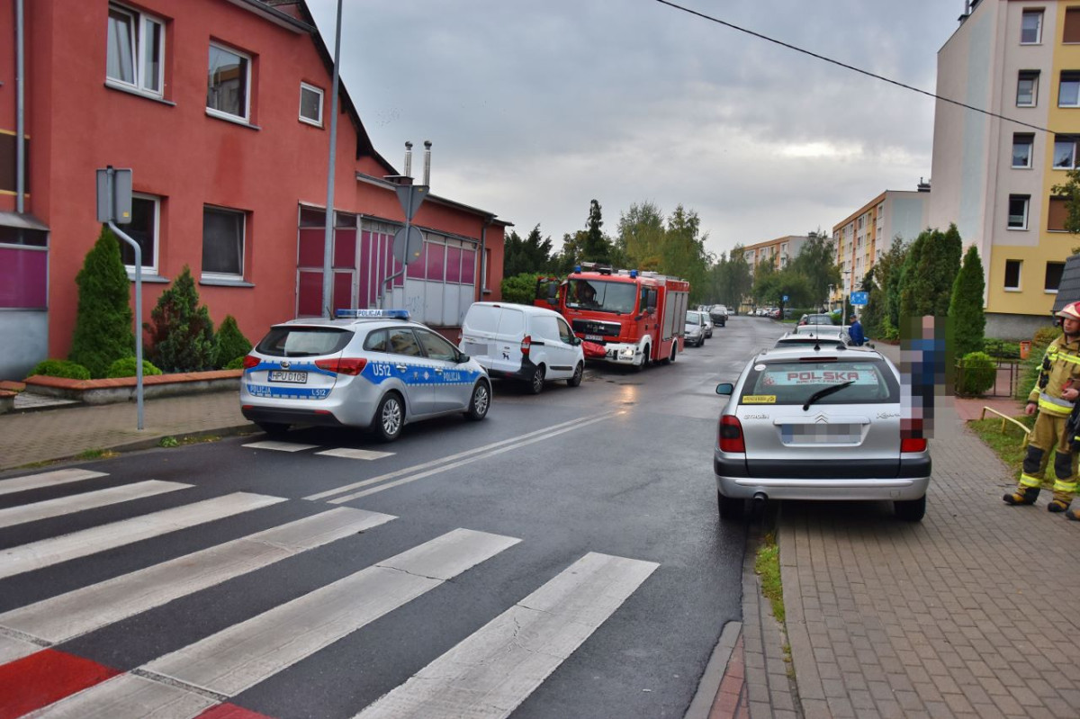 Potrącenie rowerzystki na rondzie w Kościanie [ZDJĘCIA]