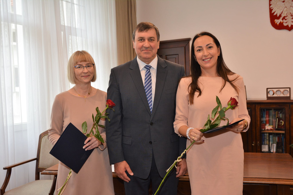 Nagrody dla nauczycieli od burmistrza [ZDJĘCIA]
