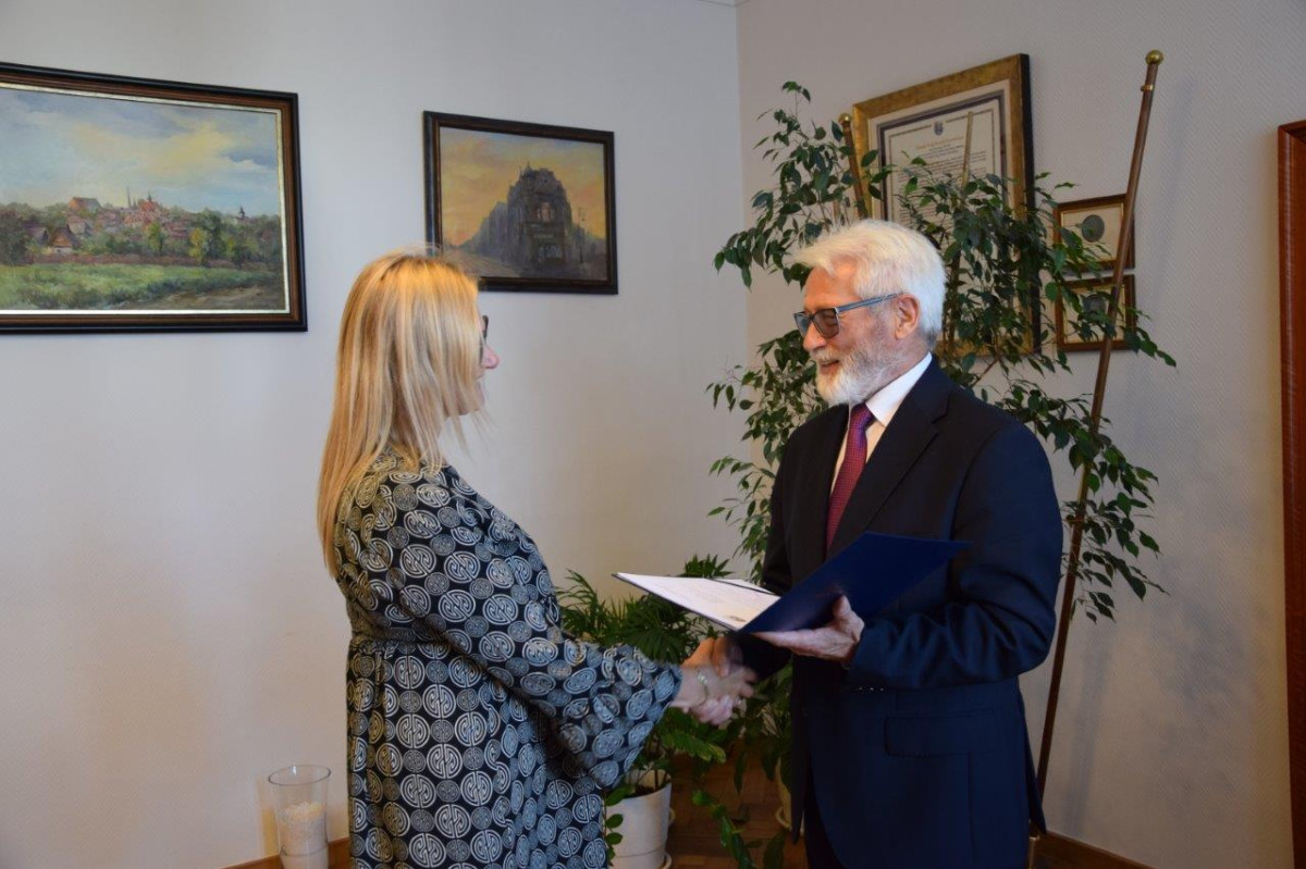Wyróżnienia dla nauczycielek od starosty [ZDJĘCIA]