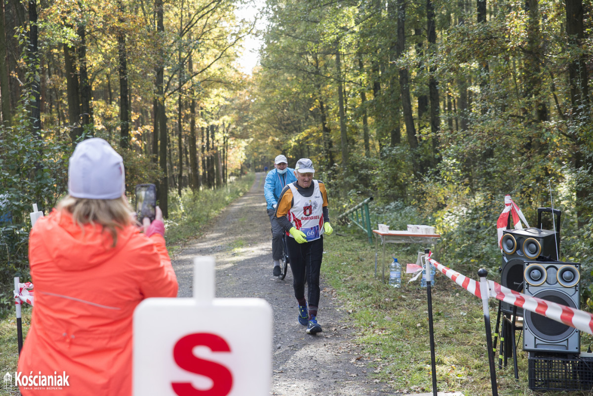 Półmaraton i marsz nordic walking w Śmiglu [ZDJĘCIA]