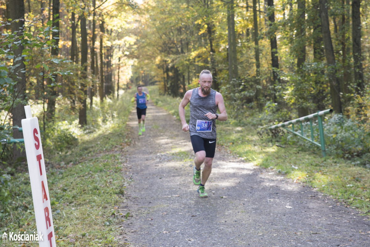 Półmaraton i marsz nordic walking w Śmiglu [ZDJĘCIA]
