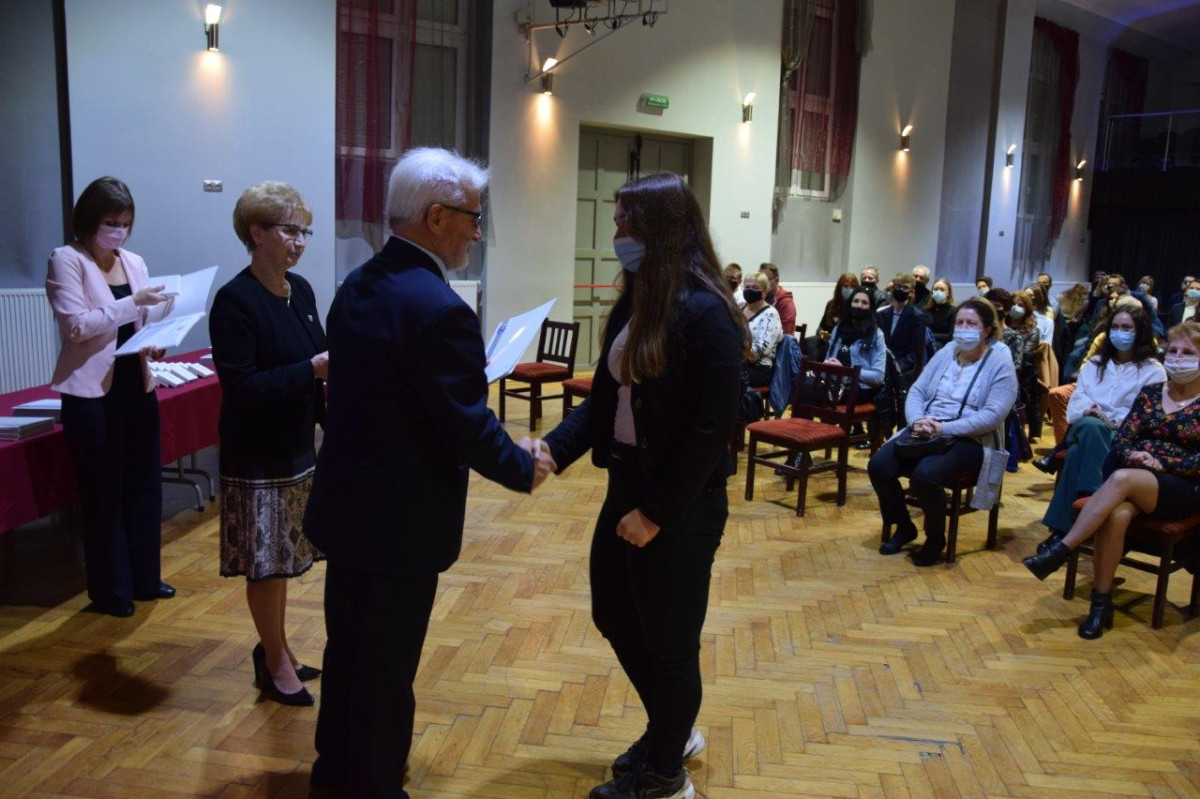 Stypendia dla uczniów i studentów od starosty [ZDJĘCIA]