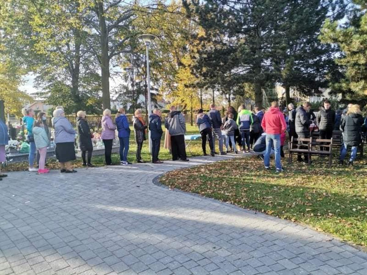 Kiermasz dla Oskara w Starych Oborzyskach [ZDJĘCIA]
