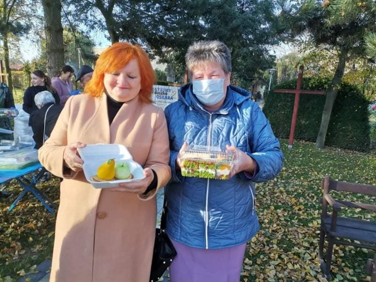 Kiermasz dla Oskara w Starych Oborzyskach [ZDJĘCIA]