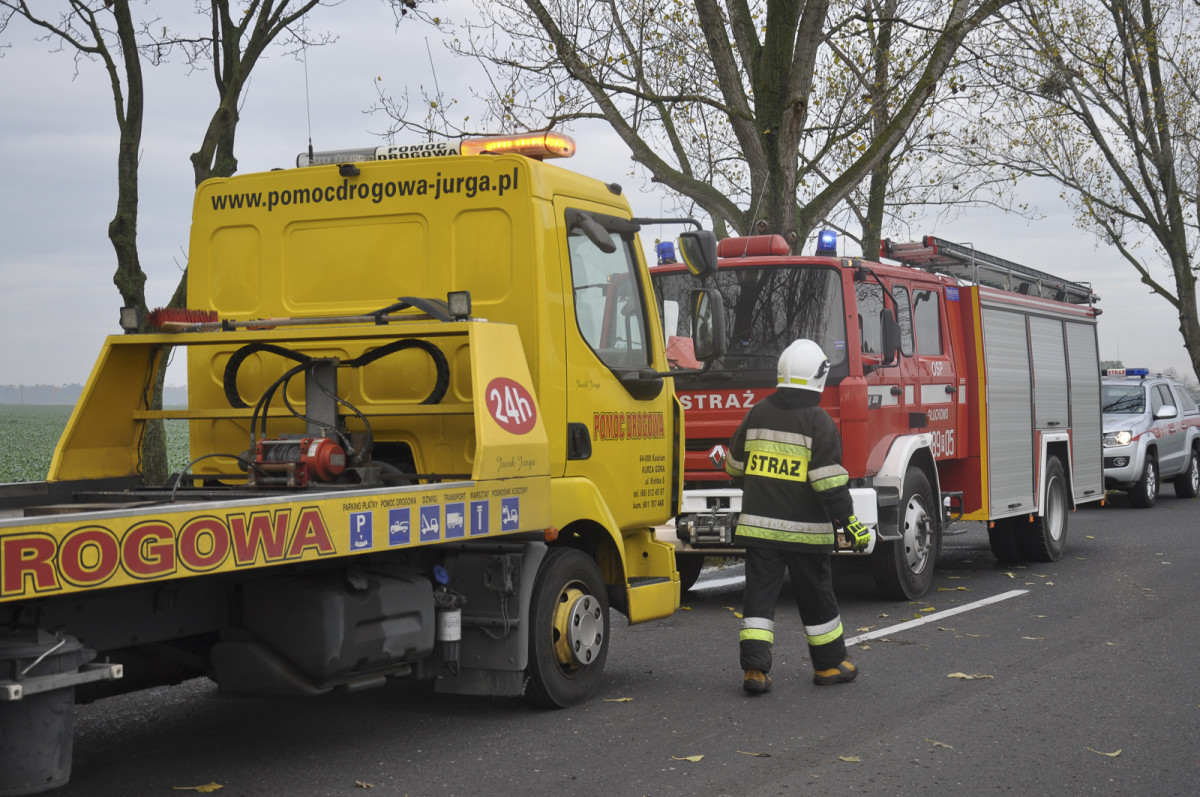 Tragiczny wypadek. Nie żyją dwie osoby [ZDJĘCIA]