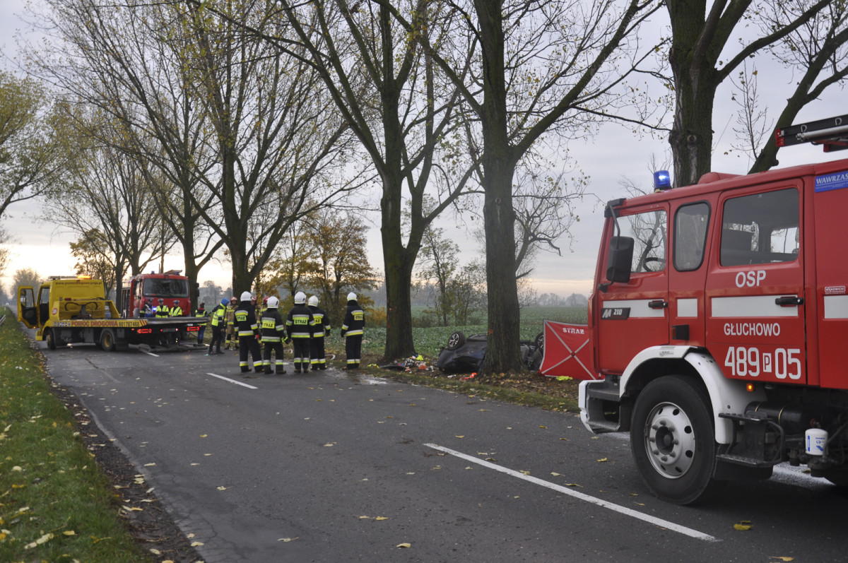 Tragiczny wypadek. Nie żyją dwie osoby [ZDJĘCIA]