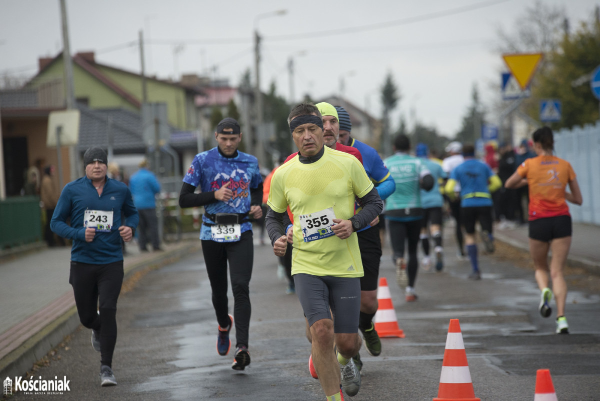 Bieg na 10 kilometrów w Kościanie [ZDJĘCIA]