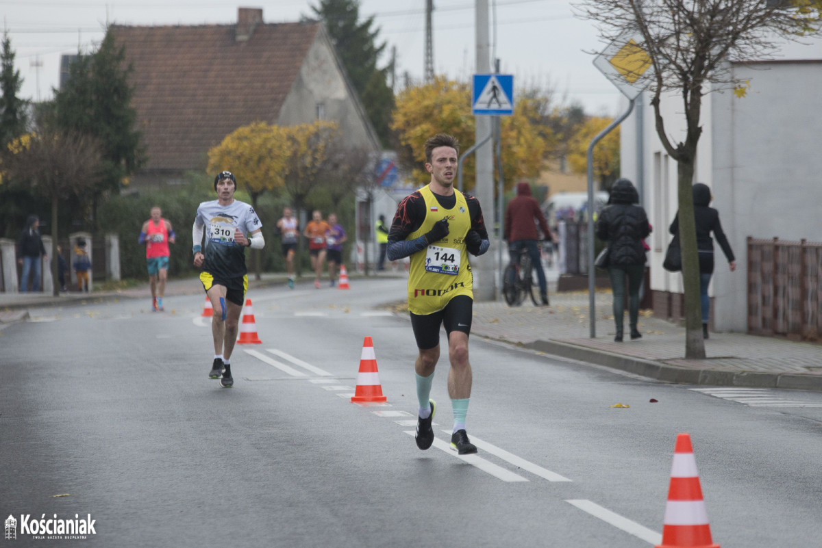 Bieg na 10 kilometrów w Kościanie [ZDJĘCIA]
