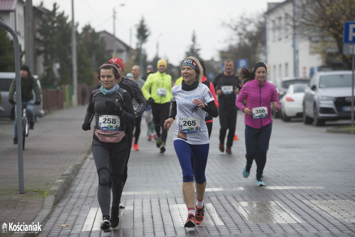 Bieg na 10 kilometrów w Kościanie [ZDJĘCIA]